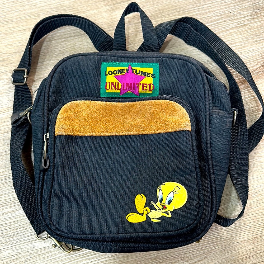 Looney Tunes unlimited vintage backpack